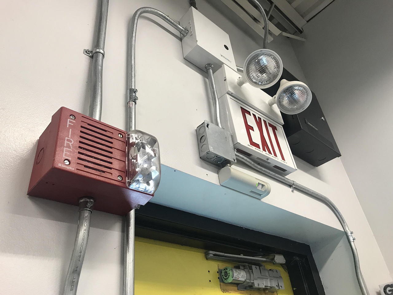 福田樓面漏水維修電話是多少，福田樓面漏水維修電話是多少號(hào)